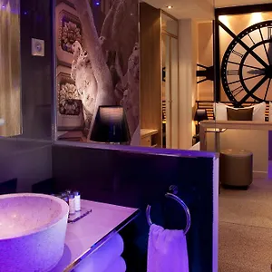 Secret De - & (adults Only) Paryż